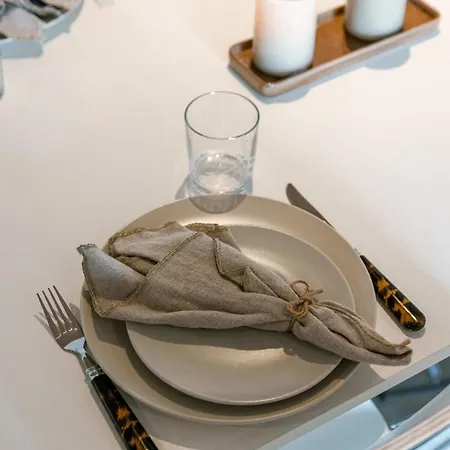 Huswell - Near The Beach With Terrace * Oostende