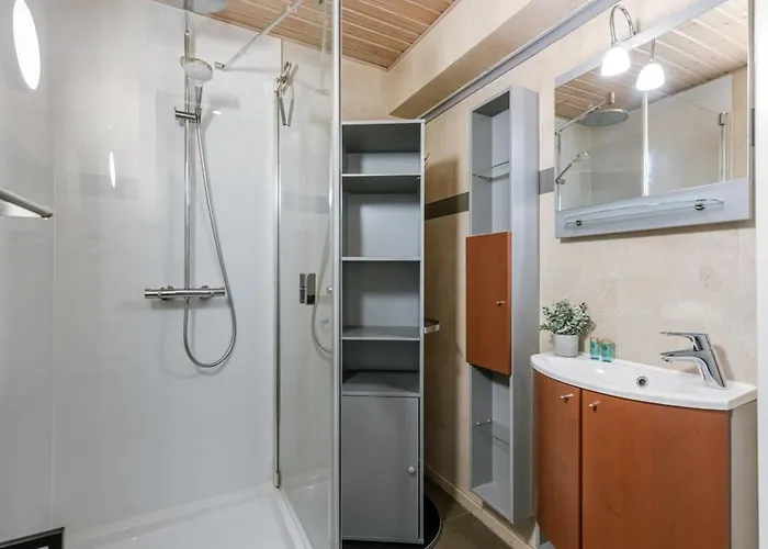 Huswell - Near The Beach With Terrace Apartment