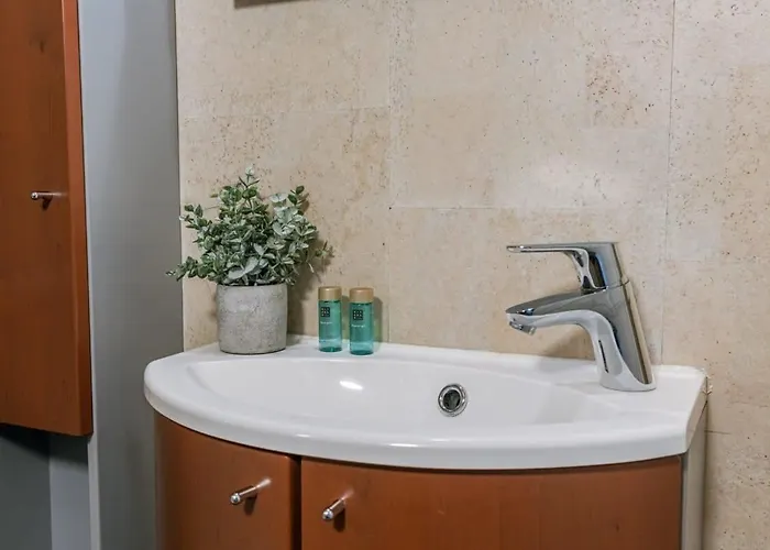 Huswell - Near The Beach With Terrace * Ostend