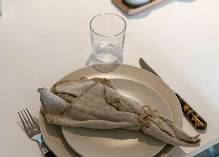 Huswell - Near The Beach With Terrace * Ostend